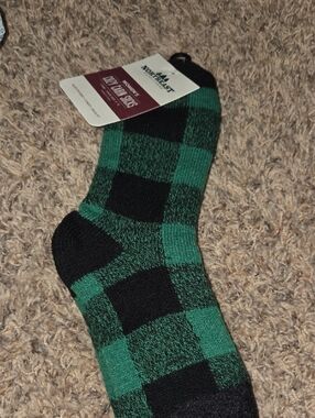 Green & Black Buffalo Plaid Crew Socks - Cozy Knit